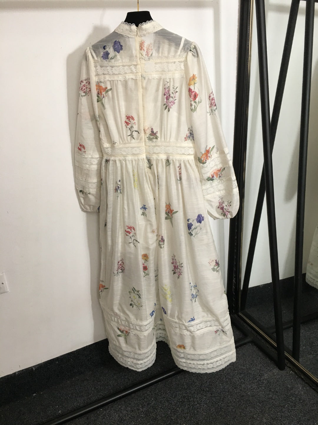 ZIMMERM* Colorful printed lace patchwork V-neck dress