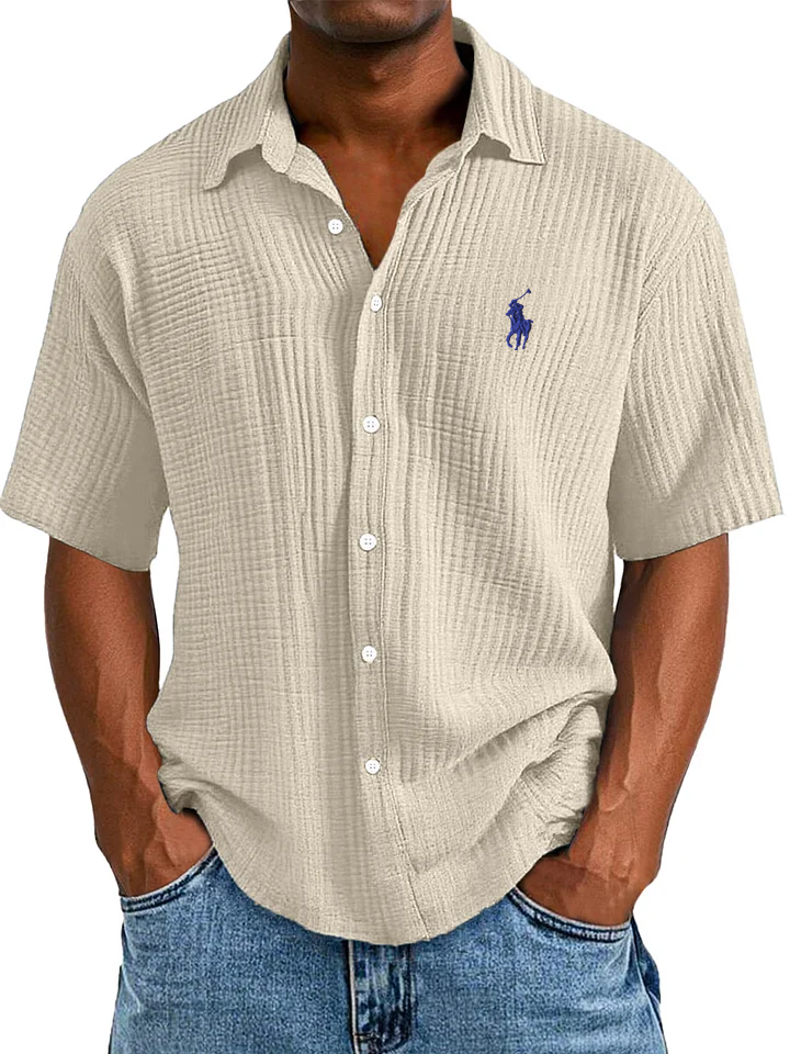 Camisa masculina casual, solta e confortável, texturizada, de manga curta