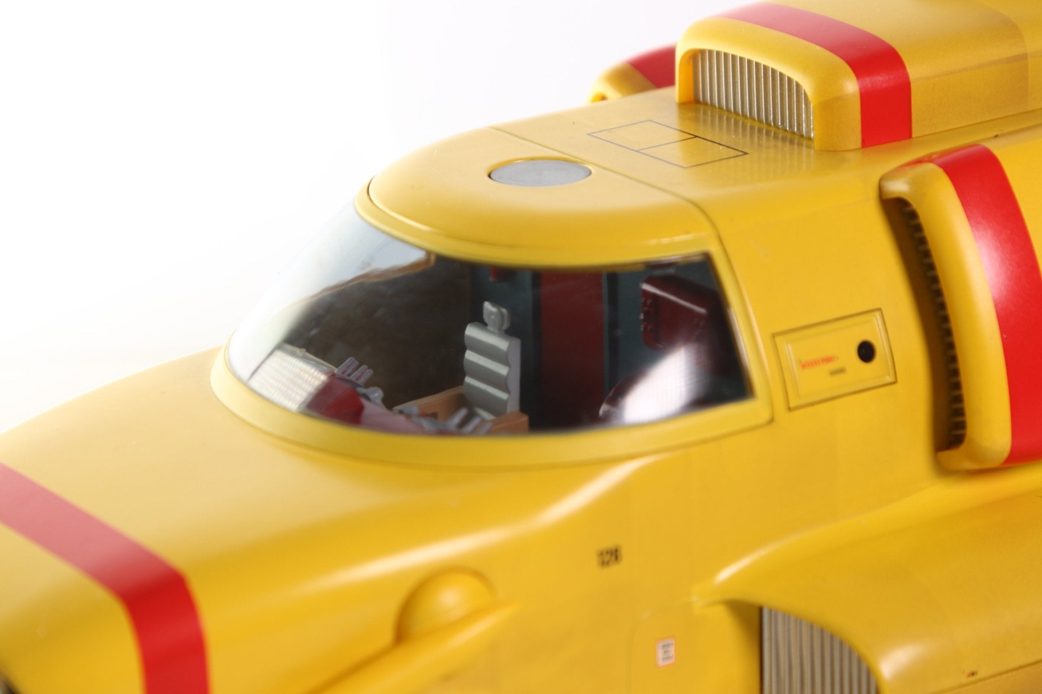 Thunderbird 4 Die Cast Collectible – Limited Edition